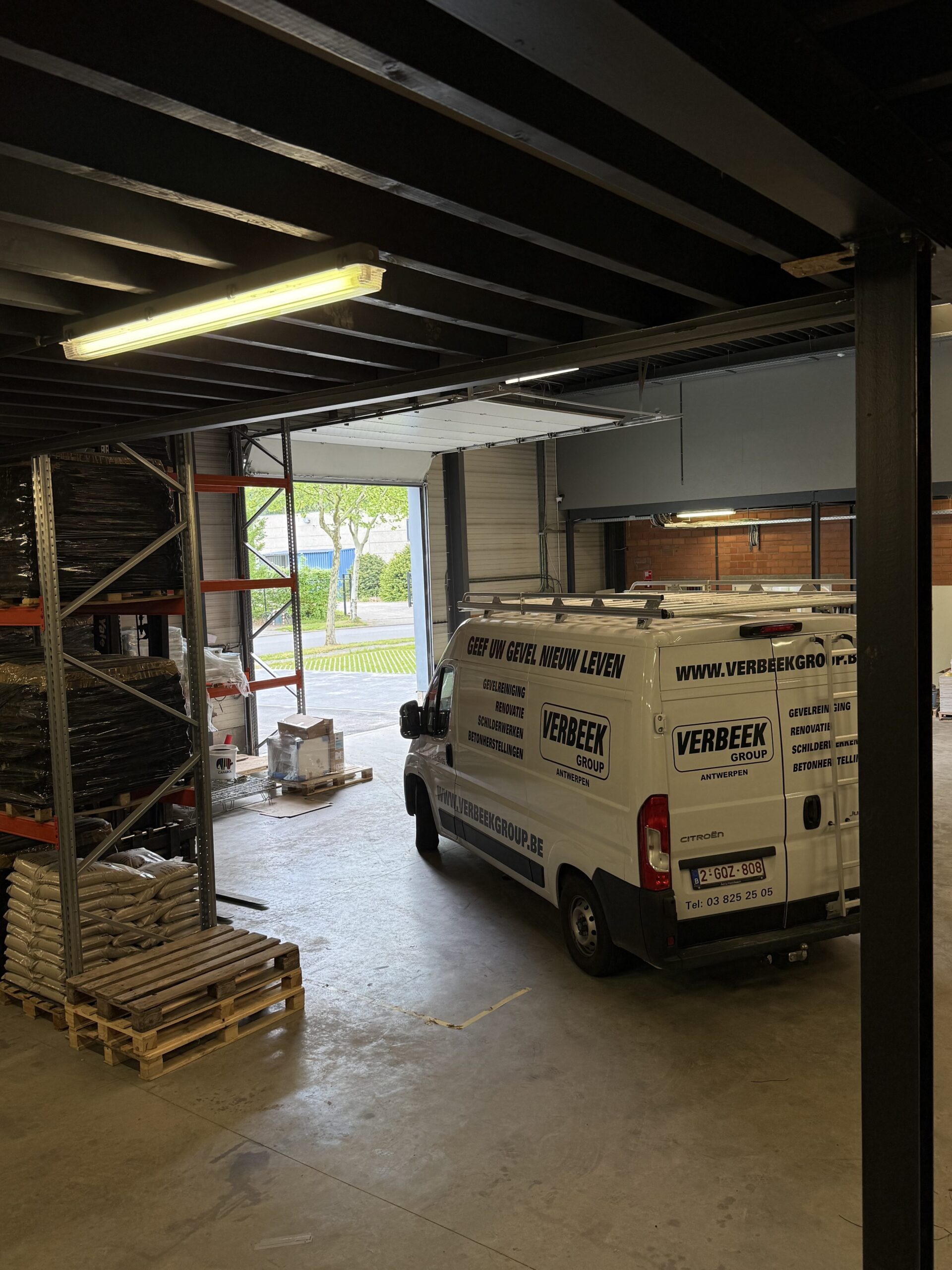 Bestelwagen van Verbeek Group